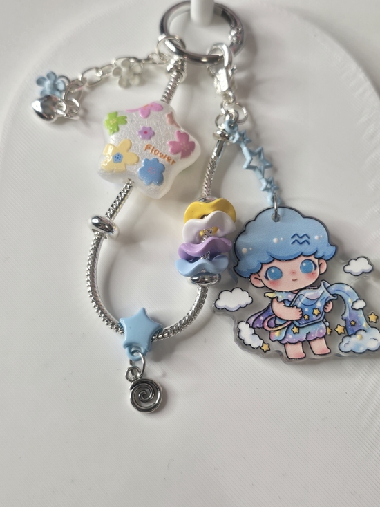 Accessories - Cute Blue Cartoon Keychain for Kids - Star & Flower Charm